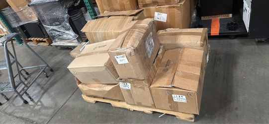One pallet of brand-new Halloween pillow covers, 1,000–1,200 pieces, with mixed designs and sizes.