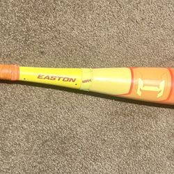 2025 Easton Hype Fire USA 32” Drop -8, 2 Months Old