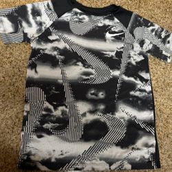 Boys Nike Top