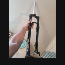 Suntour 100mm Airshock Bicycle Suspension Fork