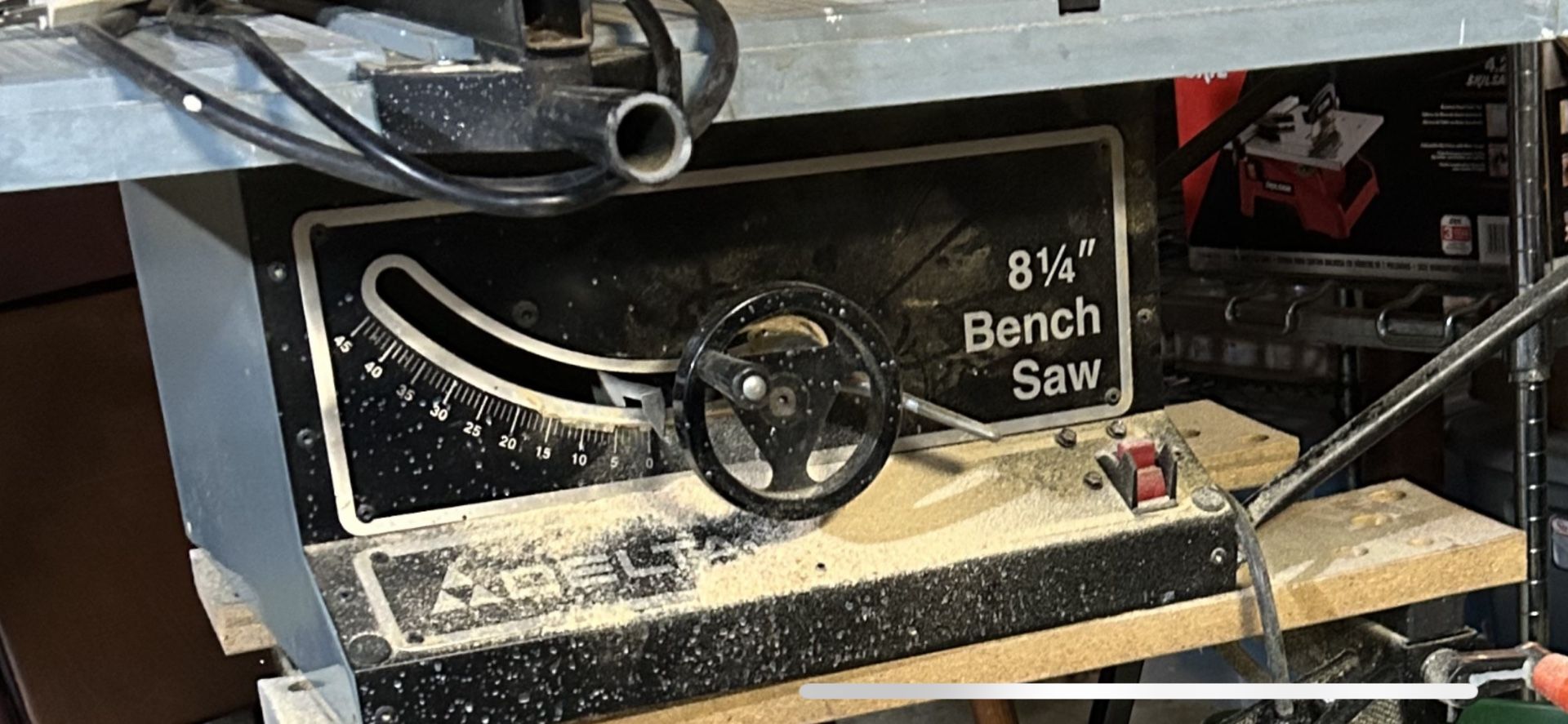 TABLE SAW
