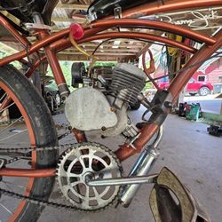Motor Beach Cruiser. 