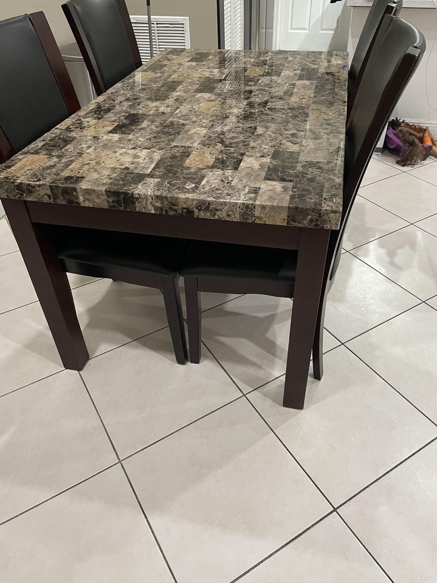 Dining Table with 4 Chairs.