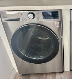 LG ThinQ Dual Inverter Heat Pump Dryer