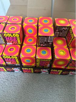 Needoh color changing squish balls