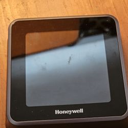 Honeywell T5 Smart Thermostat 