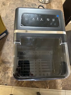 Ice maker
