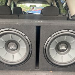 JBL Duel 1000 Watt Subs W/ Box + Kenwood 2 Channel 5500 Watt Amp