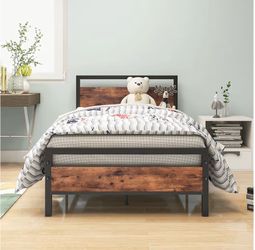 QUEEN HOJINLINERO Metal Bed Frame