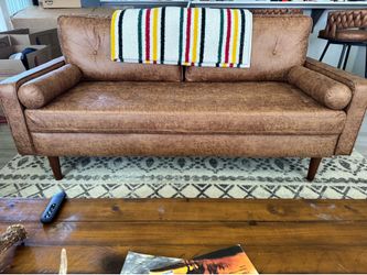 Faux leather Loveseat