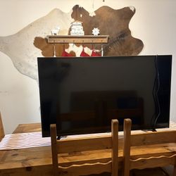 55” Hisense Roku Tv With Remote