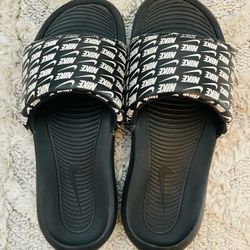 Nike Slides, Youth Size 7