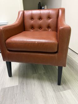 Accent chair