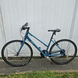 Giant Liv Alight Women's Hybrid Bike 