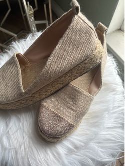 Beige /Gold Sz 6 fit 7 Linen Espadrille Slip-On Flats