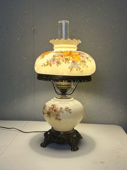 Vintage hurricane style lamp Vintage hurricane style lamp