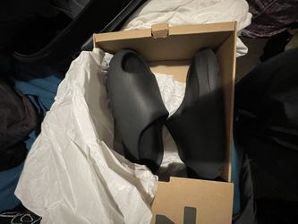 Yeezy Slides