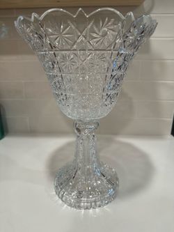 Towle 24% Lead Crystal Centerpiece