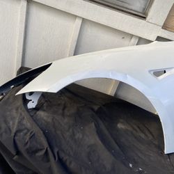 Fender Tesla Model 3 Lf Side 2017. 2022