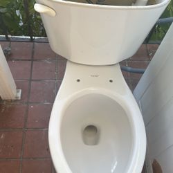 Toilet American Standard $50
