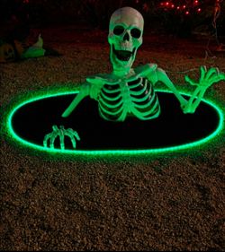 3ft New in Box Halloween Skeleton groundbreaker