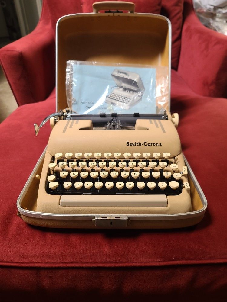 Manual Type Writer