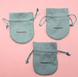 Tiffany & Co. Style Blue Drawstring Jewelry Pouches – Lot of 3