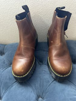 Dr Marten Brown US 8 