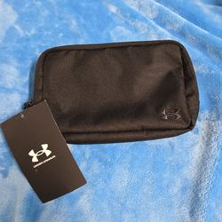 Under Armour  Waist Bag and Crossbody  Unisex 