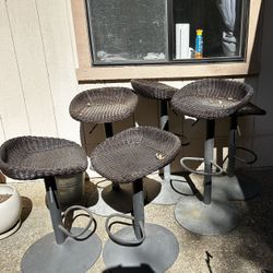 Outdoor Adjustable Stools (6)
