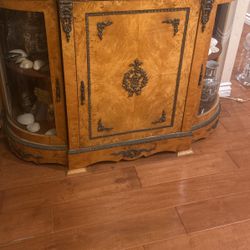 Designer Cabinet 
