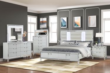 4 PC BEDROOM SET NEW IN BOX (MATTRESS AND CHEST SOLD SEPARATELY)