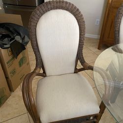 Kitchen Table & 4 Chairs