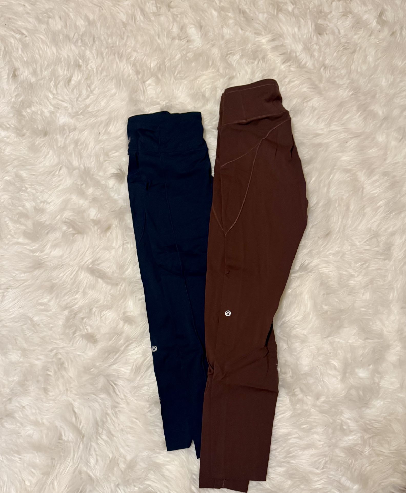 Lululemon Size 8 Navy, Size 8 Chocolate Leggings - 2 Pairs
