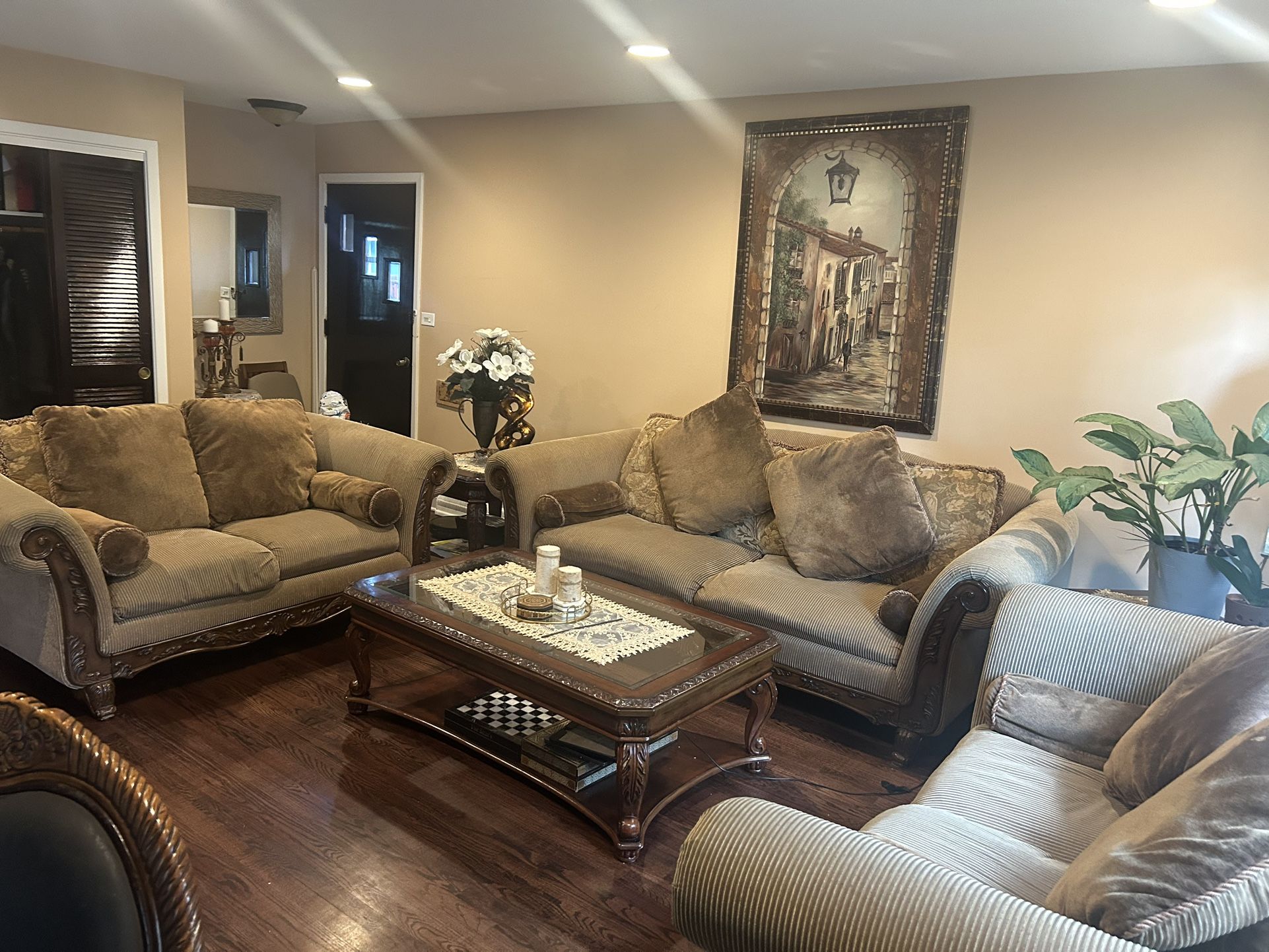 Living Room Sofa Set