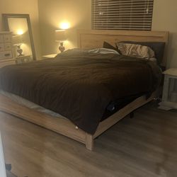 Adjustable King Size Bed