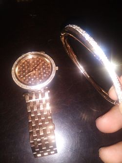 Watch with bracelet