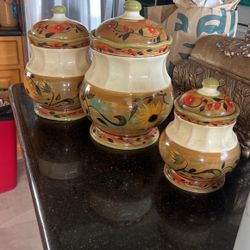 Cookie jar