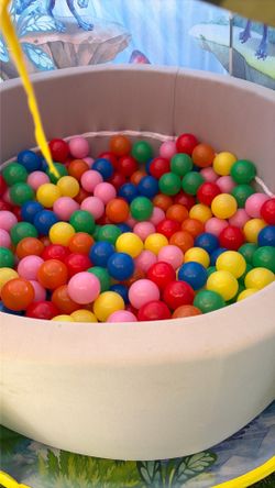 Ball pit