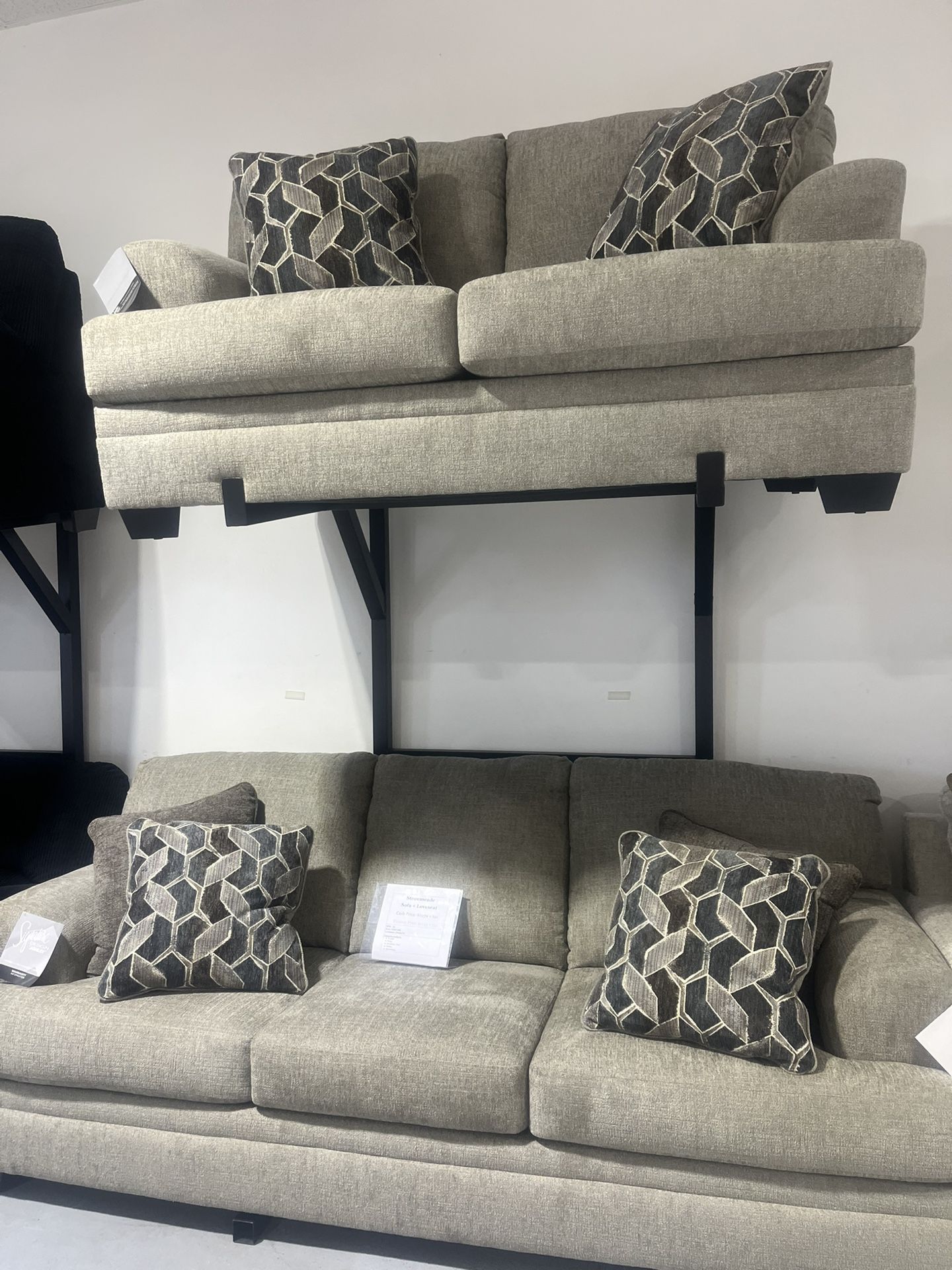 ⭐️Sofa+Loveseat Set ⭐️