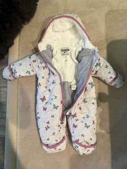 OSHKosh baby 6-12 snowsuit