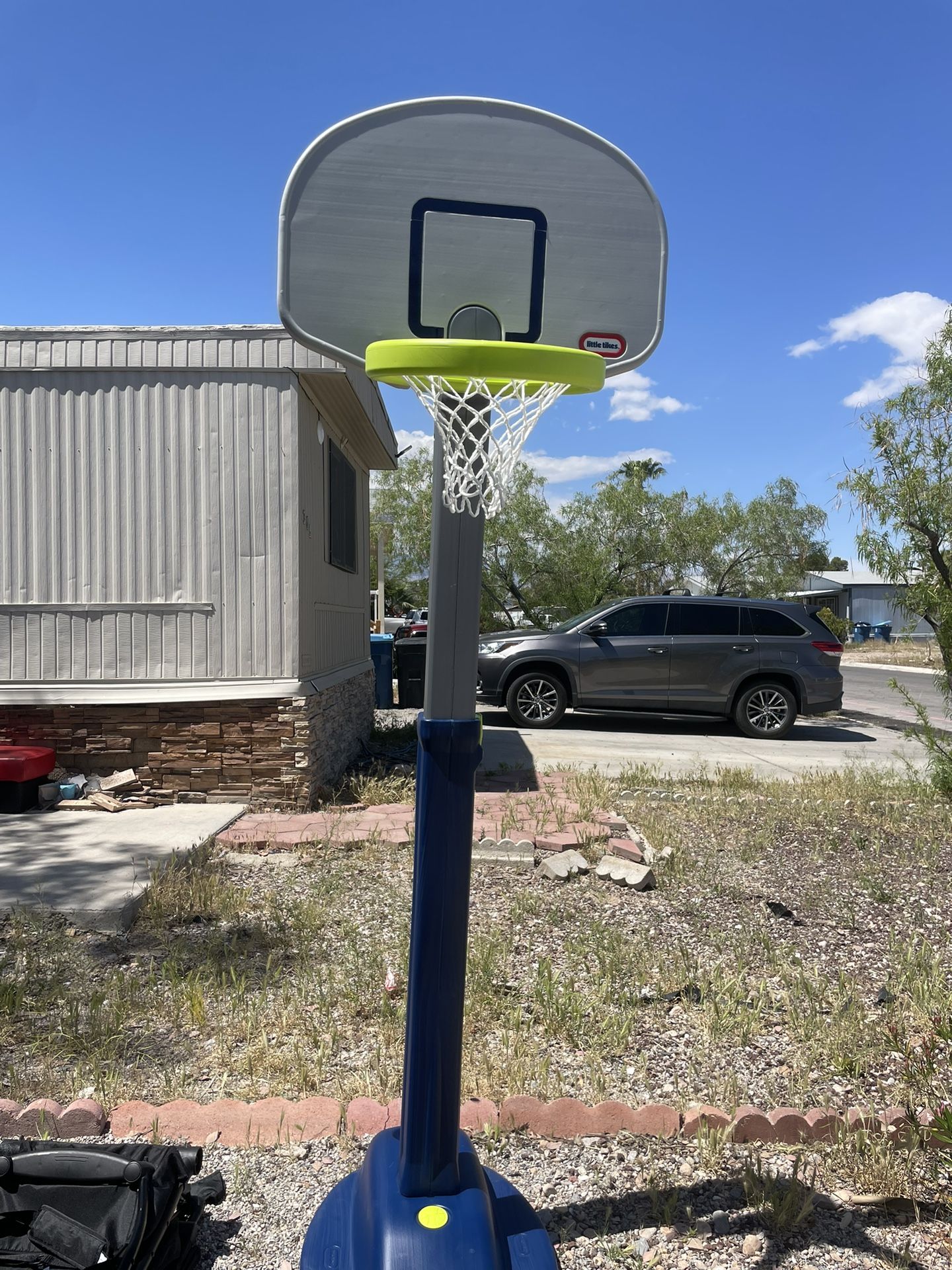 Kids Basketball Hoop 