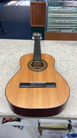 Durango DC-100 1/2 size classical guitar. 70508049