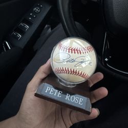 Memorabilia Baseballs 
