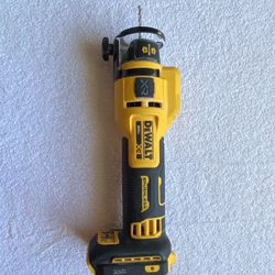 XR 20V Lithium-Ion Cordless Rotary Drywall Cut-Out Tool