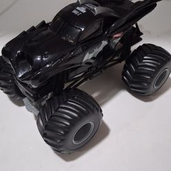 Batman Monster Jam truck 1:24 Scale