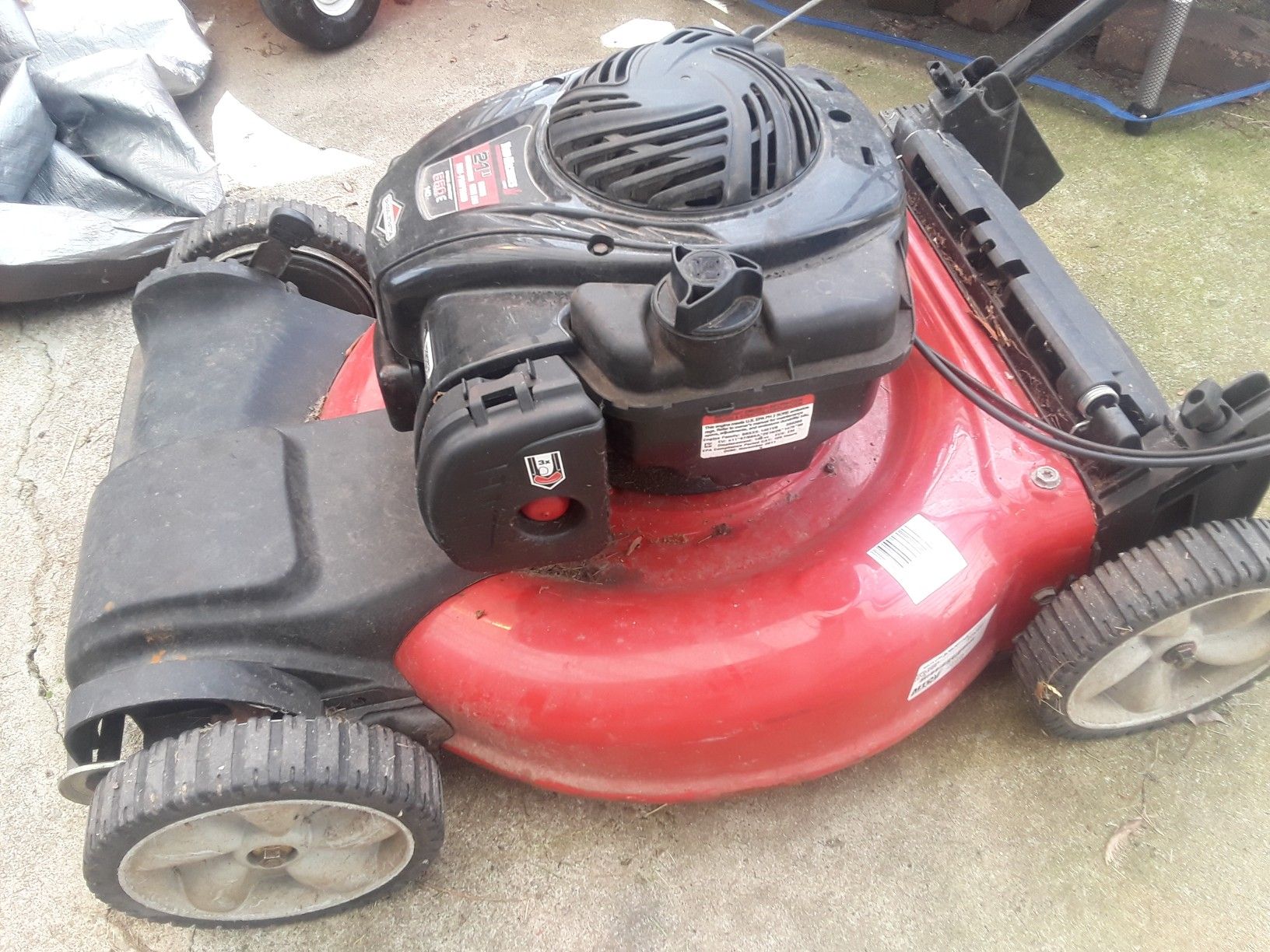 Yardmachines 21" Self-propelled Mower