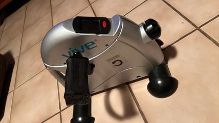 Leg exercise machine