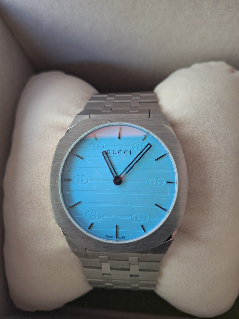 GUCCI 25H watch, 38mm