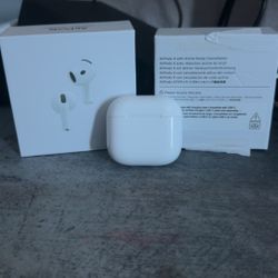 AirPod 4’s